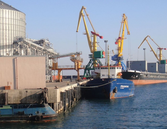 Великий молдовський зернотрейдер будує в Ренійському порту зерносховище на 7 тисяч тонн
