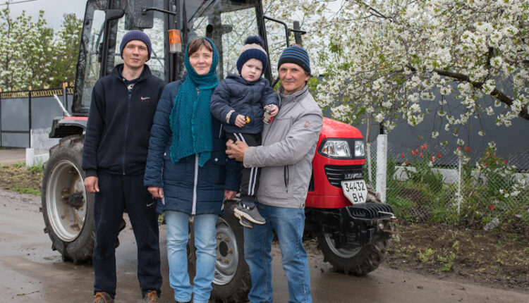 Сімейна ферма на Одещині безкоштовно отримала техніку для вирощування картоплі