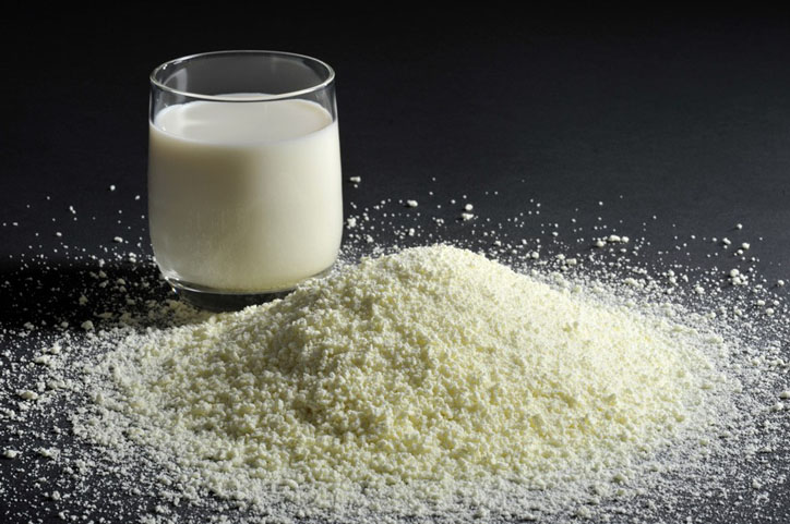 Частина молокозаводів відмовляється від сушіння молока