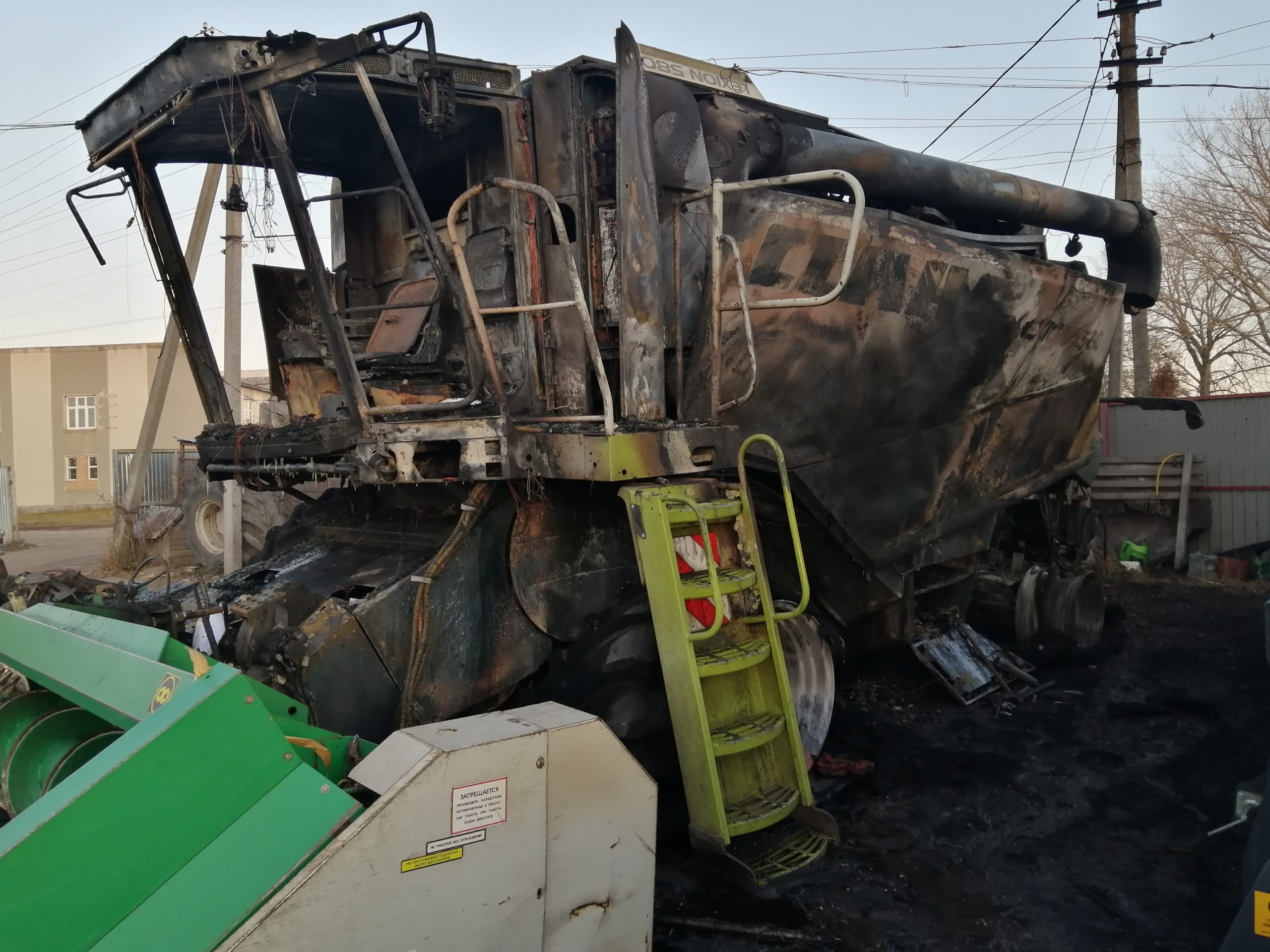 Підпал на Житомирщині: зловмисники знищили сільгосптехніку на 3,5 млн грн
