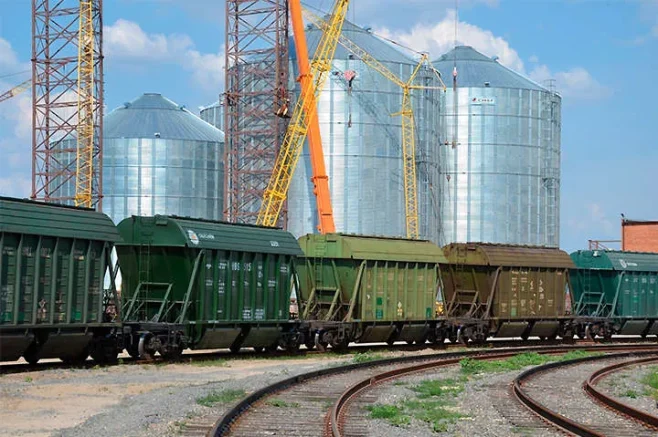 Агроекспорт потребує збільшення кількості зерновозів та відкриття нових логістичних коридорів