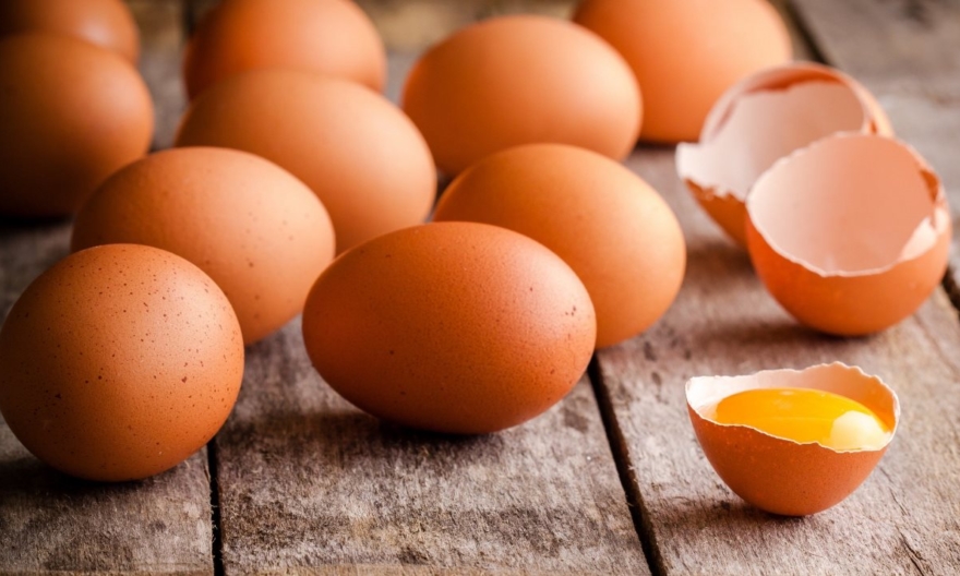 Вартість яєць знов зростає: скільки вони коштуватимуть в період новорічних свят