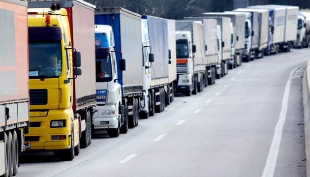 Аграріїв зобов’яжуть використовувати електронні форми товарно-транспортної накладної для вантажних перевезень