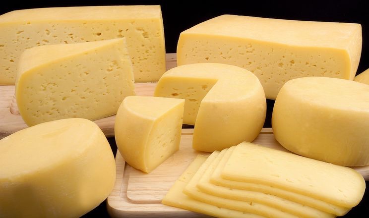 Ринок відреагував на збільшення цін сиру – продажі не ростуть