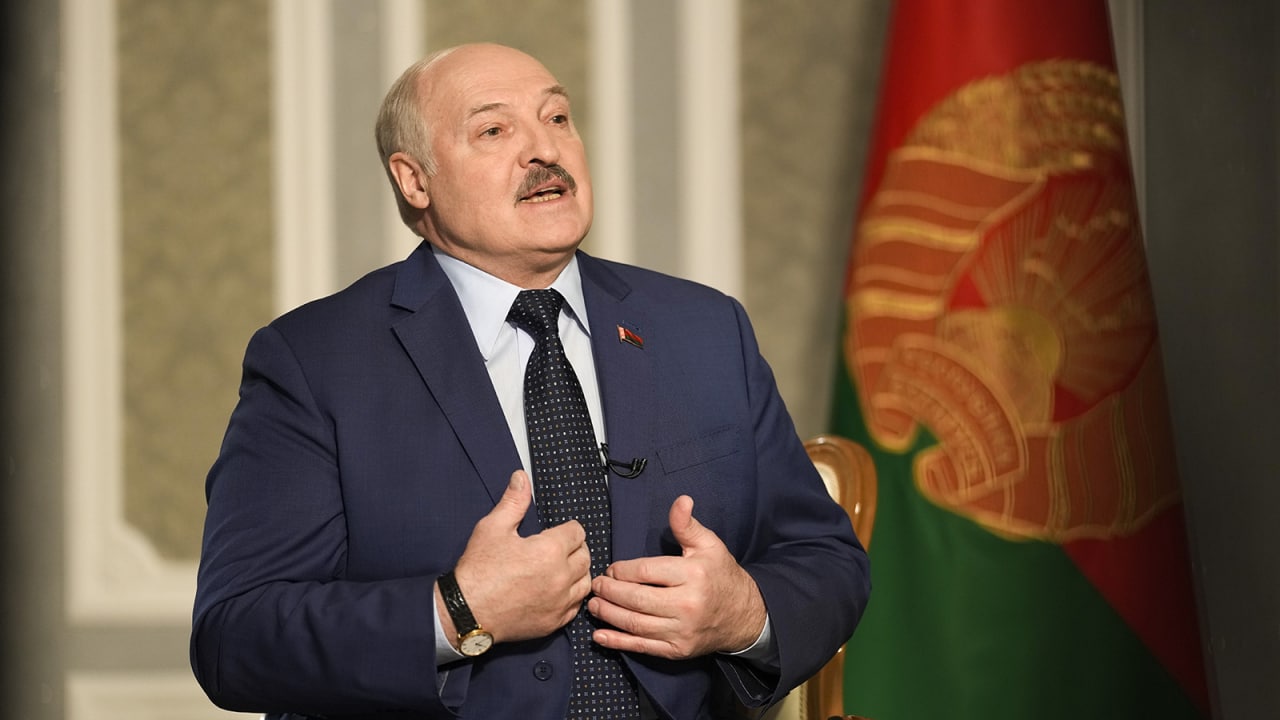 Лукашенко заборонив підвищувати ціни у Білорусі