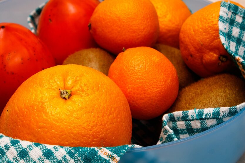 В Україні змінилися ціни на яблука, апельсини та лимони