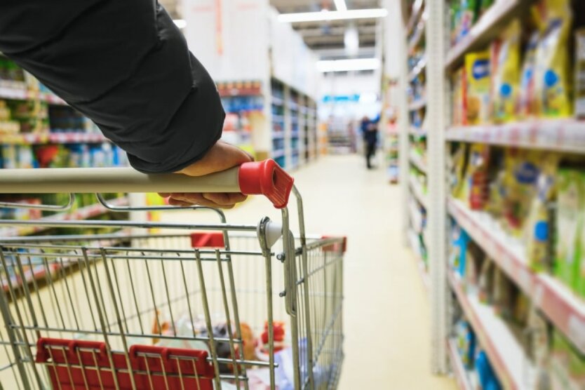 Супермаркети оновили ціни на хліб, цукор та олію