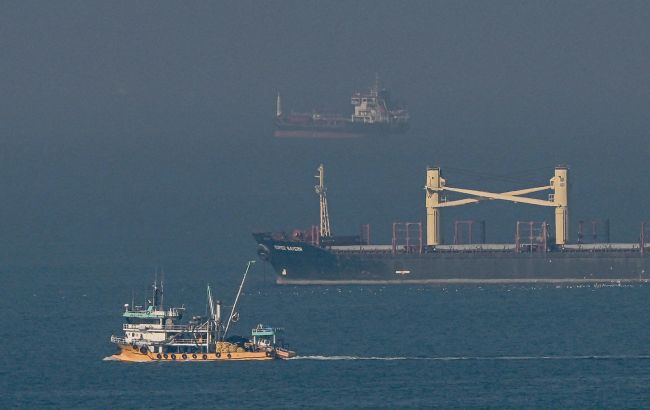 Страховики відмовилися страхувати судна з України та рф від ризиків війни