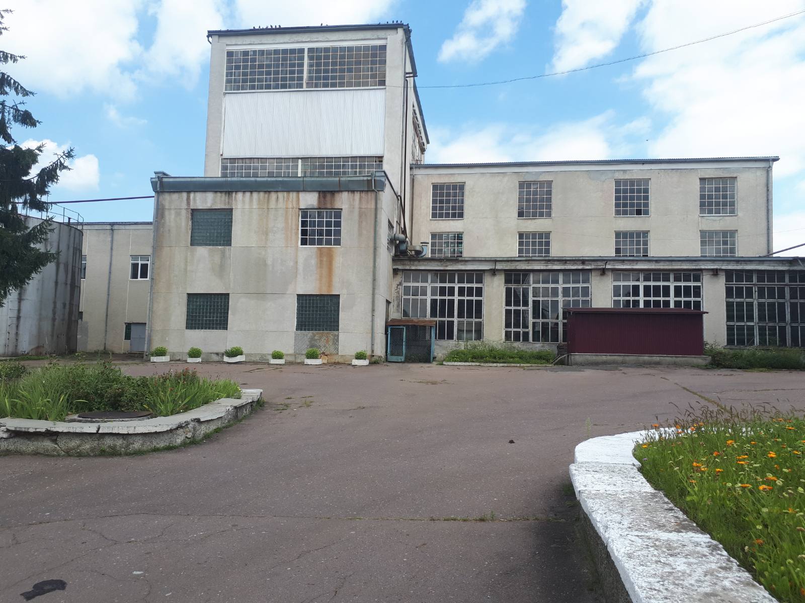 Майно спиртового заводу на Тернопільщині продали за 6 млн грн