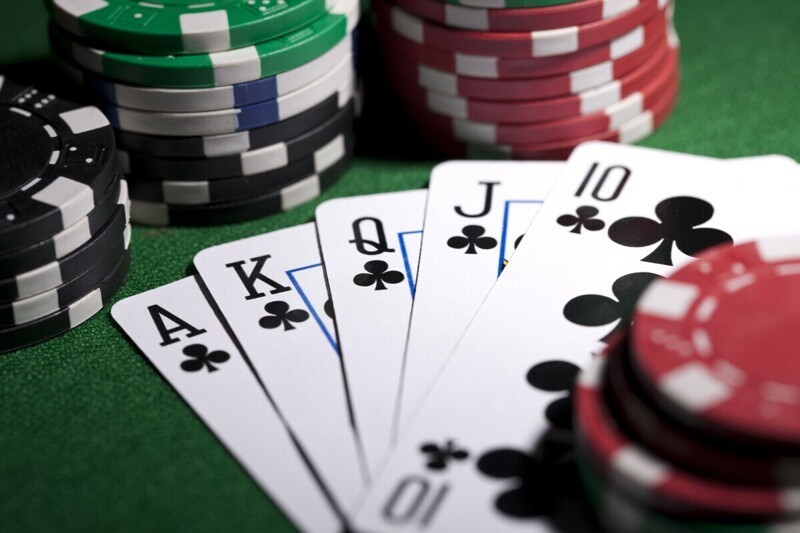 Покер онлайн на деньги: как начать играть и выигрывать