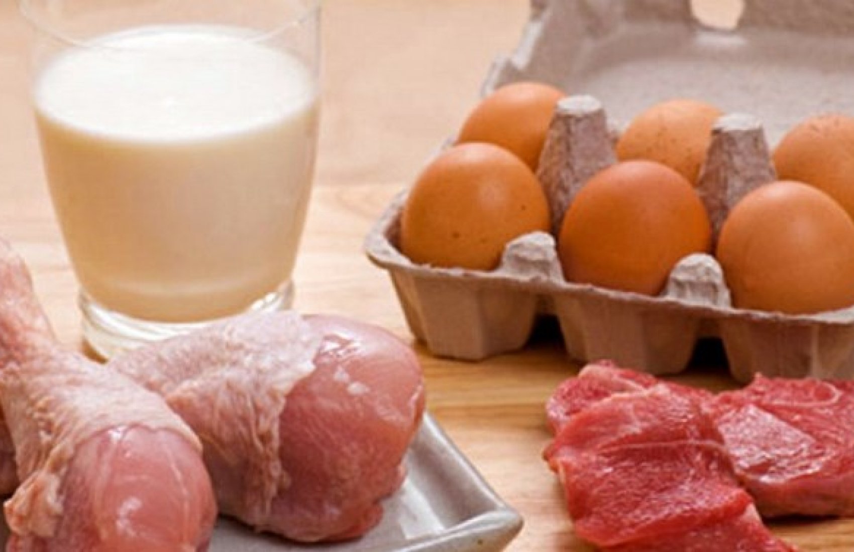 Українцям розповіли, чи буде дефіцит м’яса, яєць та молока