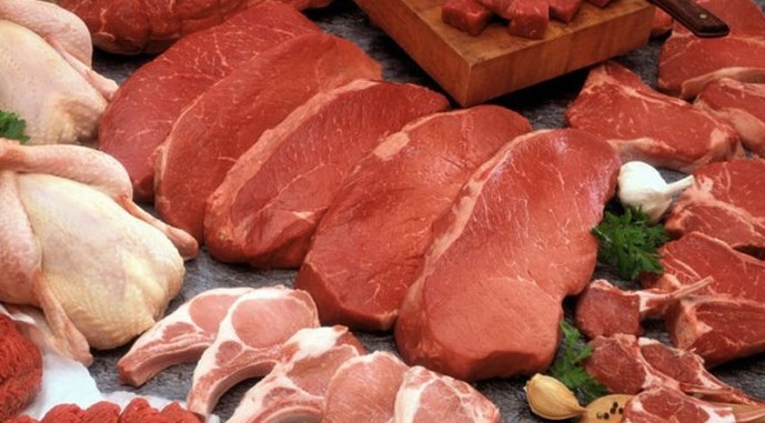 Європейці менше споживають яловичини і свинини, більше — курятини