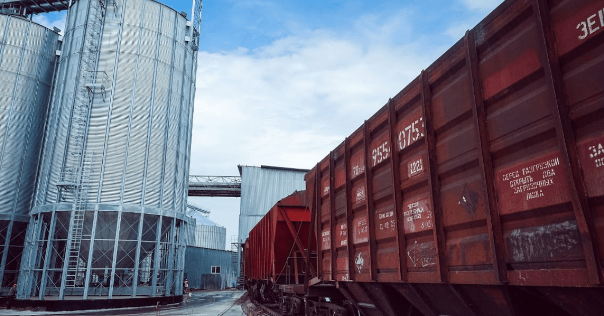 “Укрзалізниця” у травні перевезла на експорт лише 1,1 млн т зерна