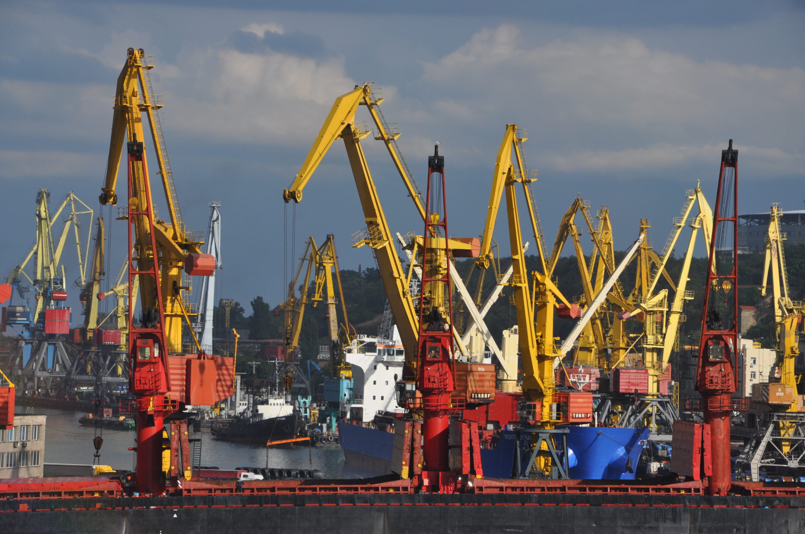 Україна планує передати в концесію Ізмаїльський та Одеський порти