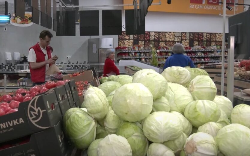 В Україні дешевшають популярні овочі: скільки коштують картопля, капуста та морква