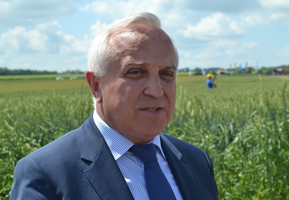 Президента Національної академії аграрних наук підозрюють у розтраті 150 тисяч га землі