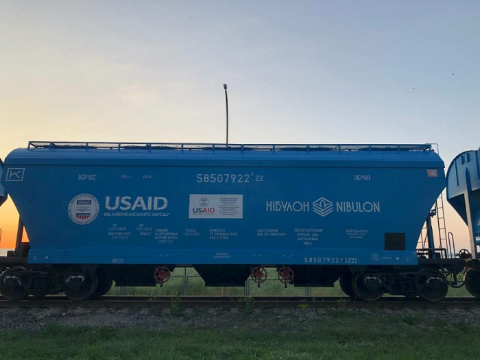 “Нібулон” отримав ще 10 нових вагонів-хоперів від USAID