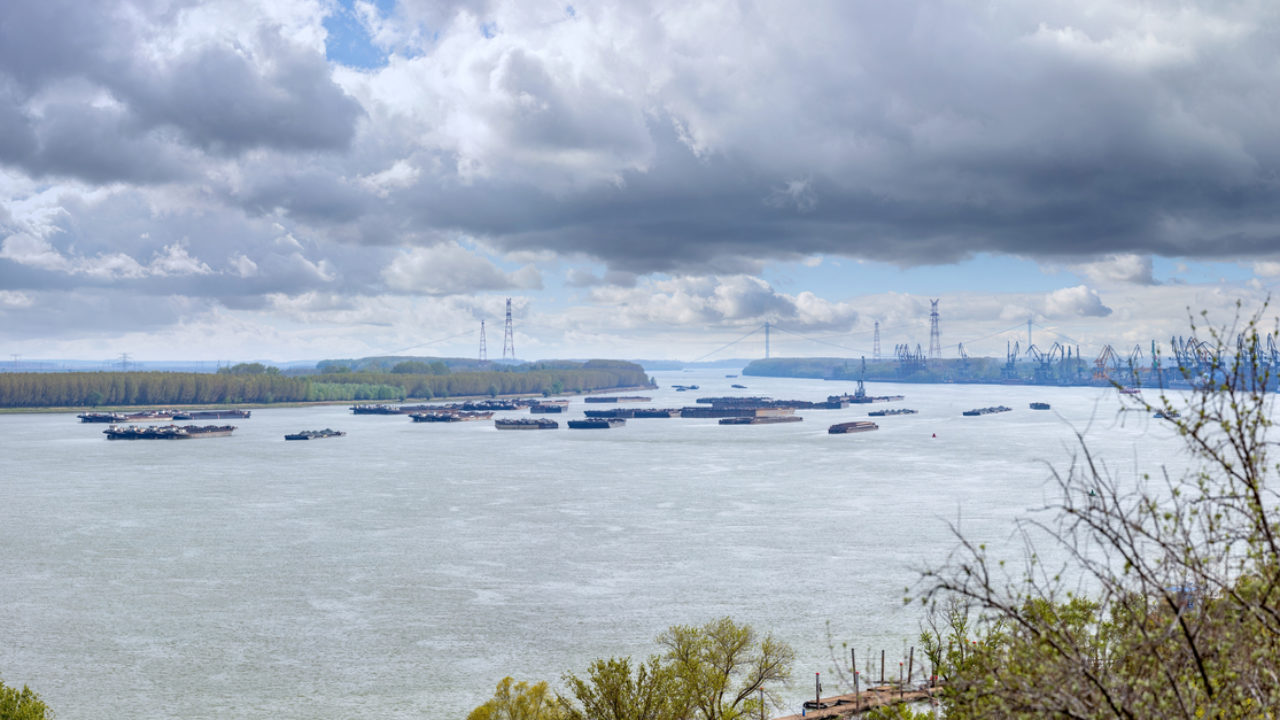 На Дунаї змінилась максимальна прохідна осадка суден