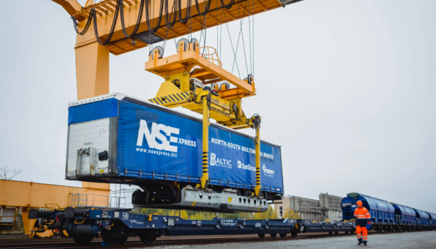 Литовська LTG Cargo планує запустити до України щотижневий контейнерний поїзд