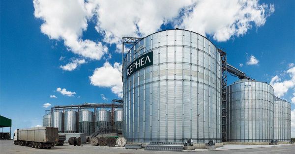 Агрохолдинг “Кернел” придбав два термінали з перевалки олії та продав елеватор на Харківщині
