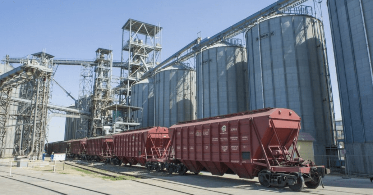 У грудні залізницею на експорт перевезено майже 2,3 млн т зернових