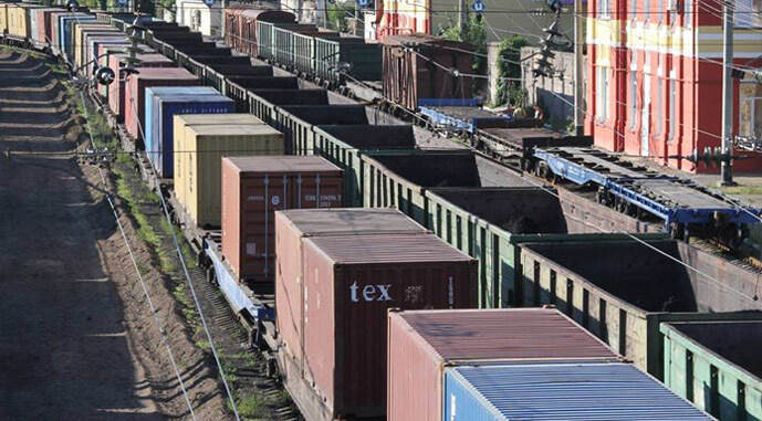 Попит на експорт українського зерна контейнерами зростає