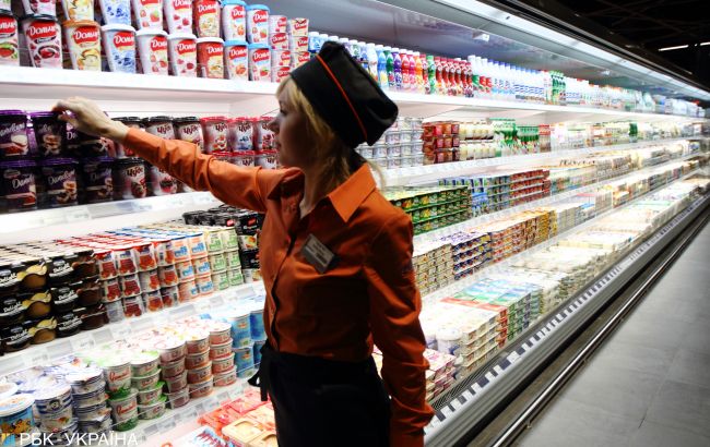 М’ясо та молочка серед рекордсменів: як змінилися ціни на продукти в Україні за рік