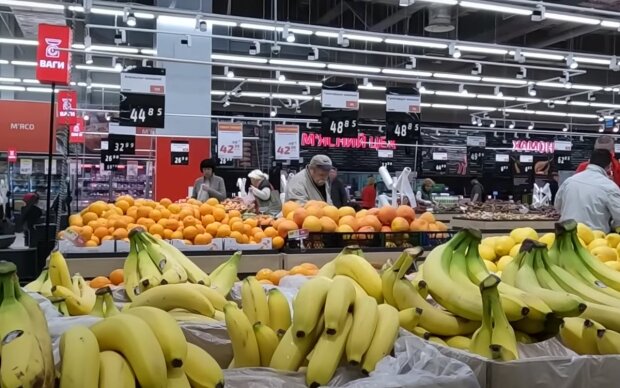 Хурма, ківі, банани та груші: як змінилися ціни на фрукти
