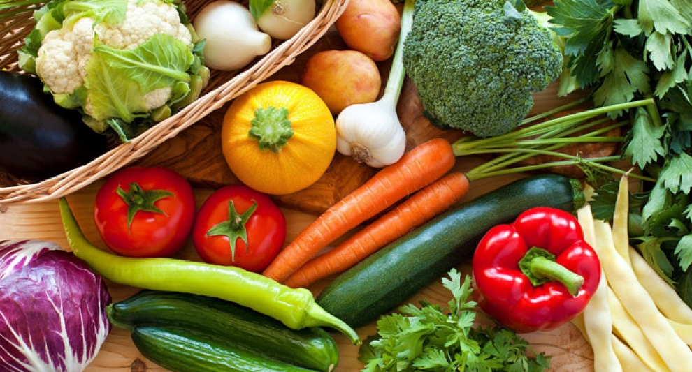 Ціни на овочі та фрукти: що купляти зараз найвигідніше