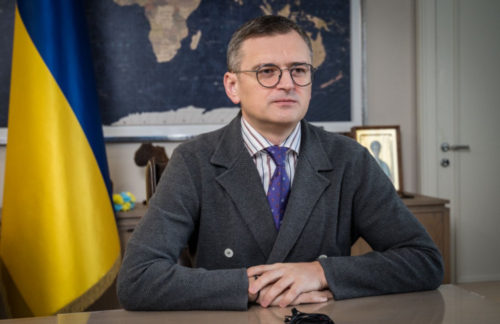 Винні у псуванні українського зерна в Польщі мають бути притягнуті до відповідальності, – Кулеба