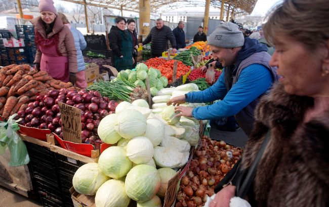 Зростання цін на продукти в Україні різко сповільнилося: що подешевшало