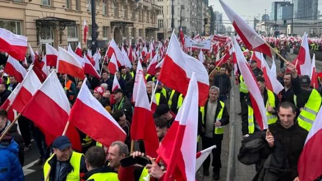 Партія Дуди анонсувала “великий марш”за ембарго на українську агропродукцію