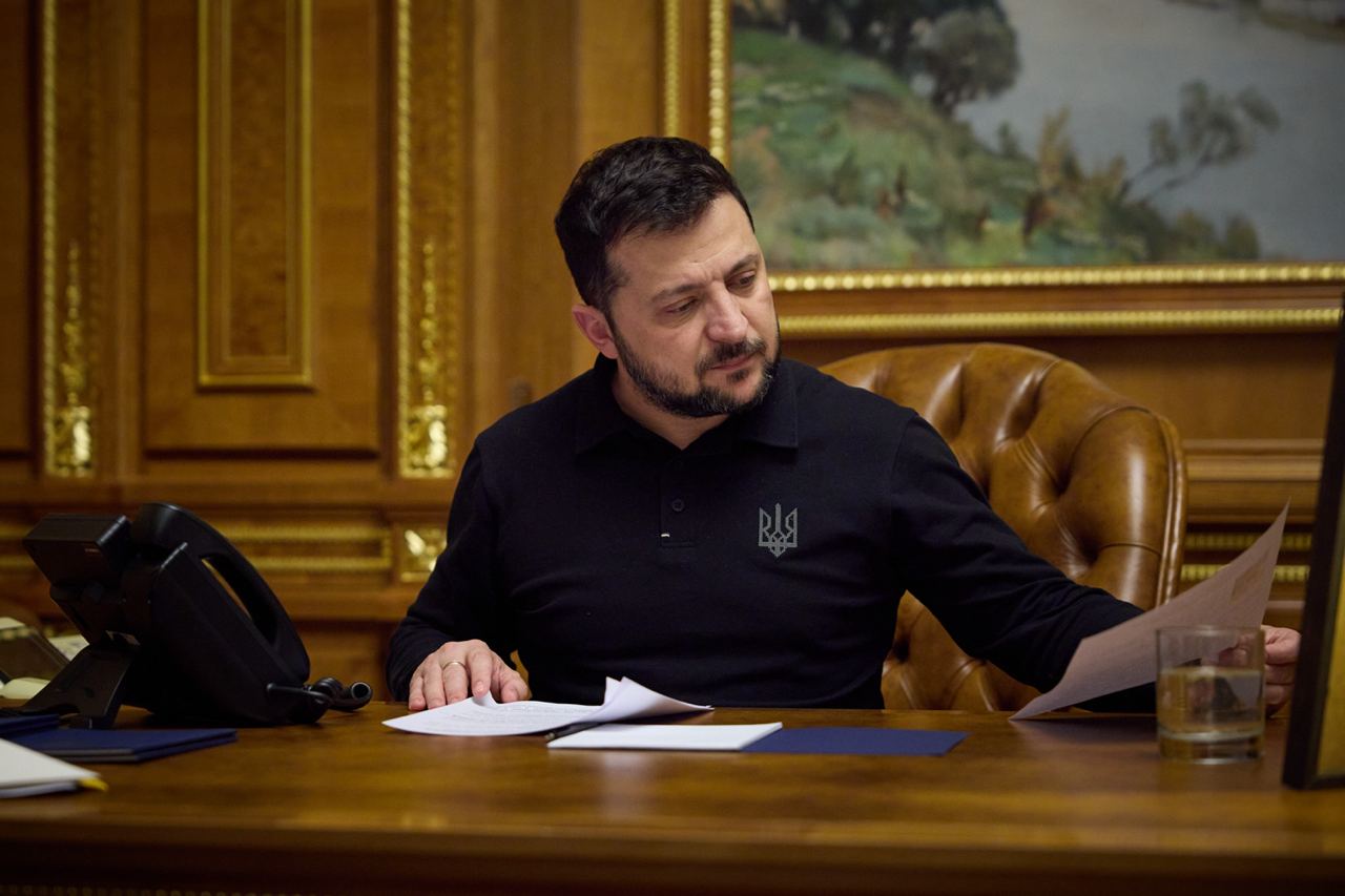 Зеленський підписав закон про електронні аграрні розписки