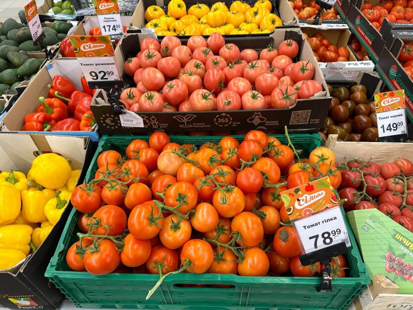 Ціни на овочі: скільки коштують огірки та помідори