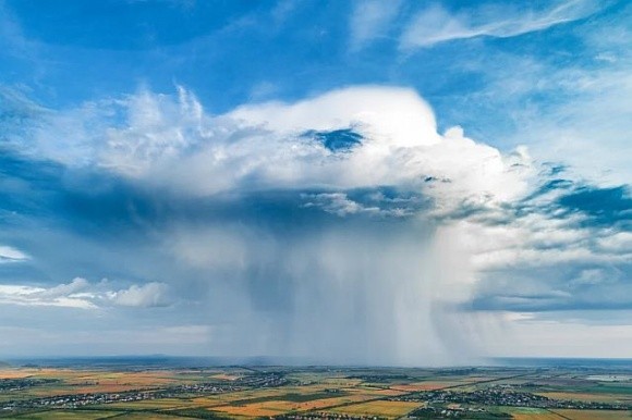 В Молдові планують викликати дощі за допомогою безпілотників