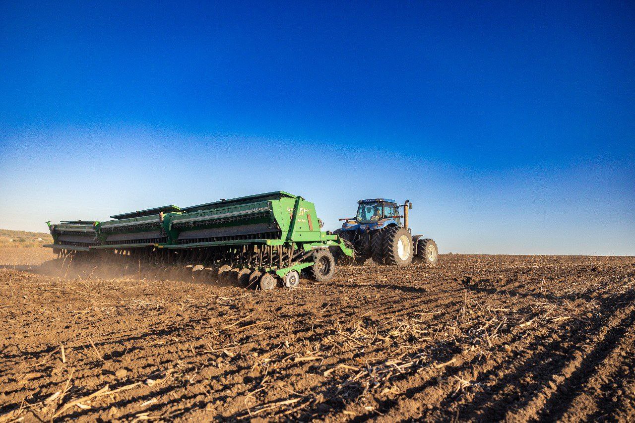 Українські аграрії вже засіяли понад мільйон гектарів зерна