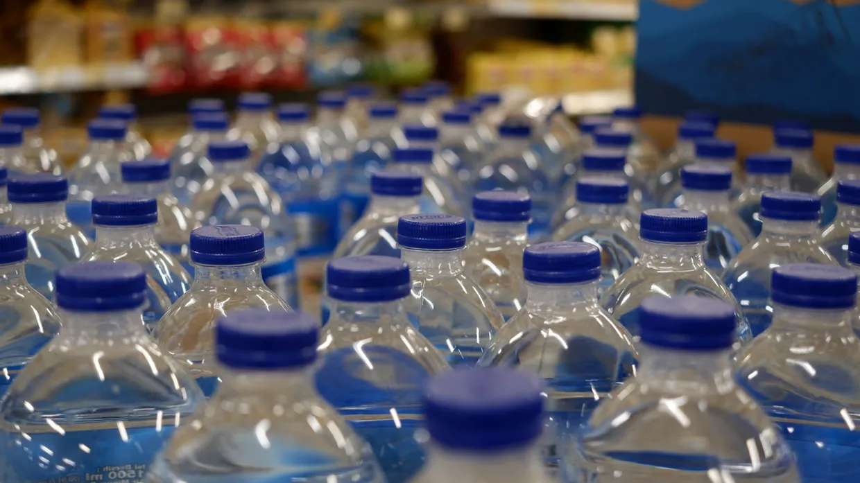 “Оболонь” отримала більшість контрактів на постачання води для ЗСУ