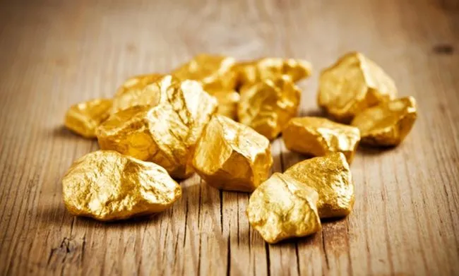 Gold Price Reaches Record Level of $3,245 per Ounce