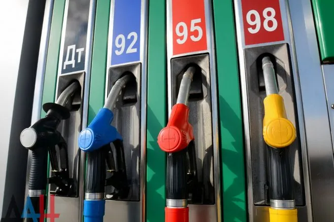 Ціни на пальне в Україні: зміни на початку тижня