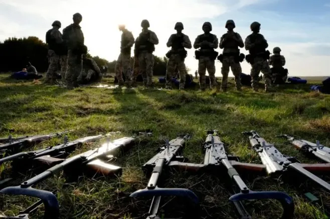 Україна входить до топ-10 країн за військовими витратами та лідирує за співвідношенням витрат до ВВП